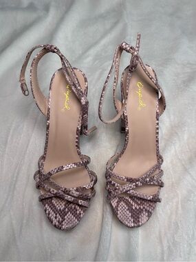 Qupid heels